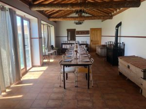 sala de eventos en nuestra casa rural en segovia para grupos grandes